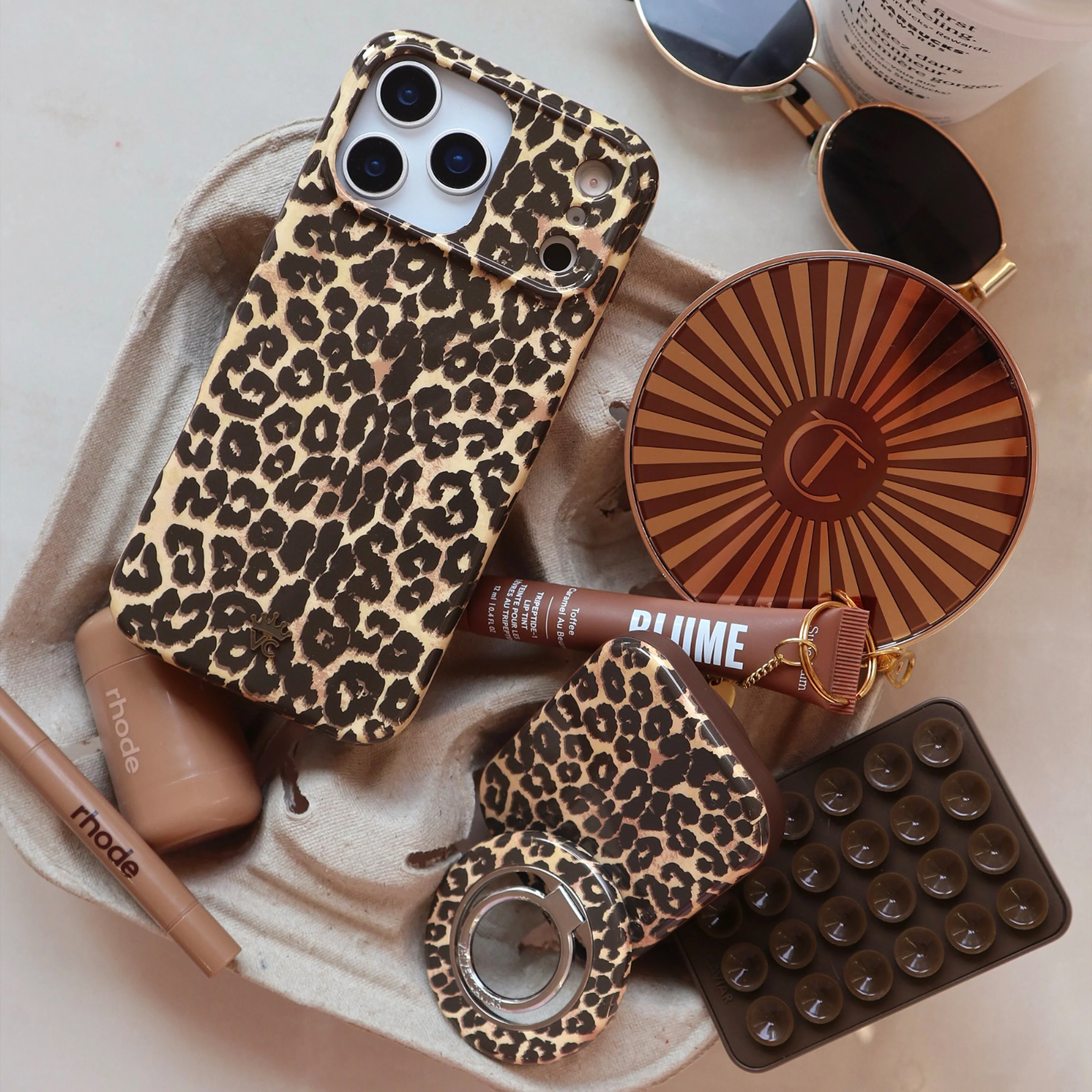 Girls Night Leopard MagSafe Battery Power Pack - Image 8