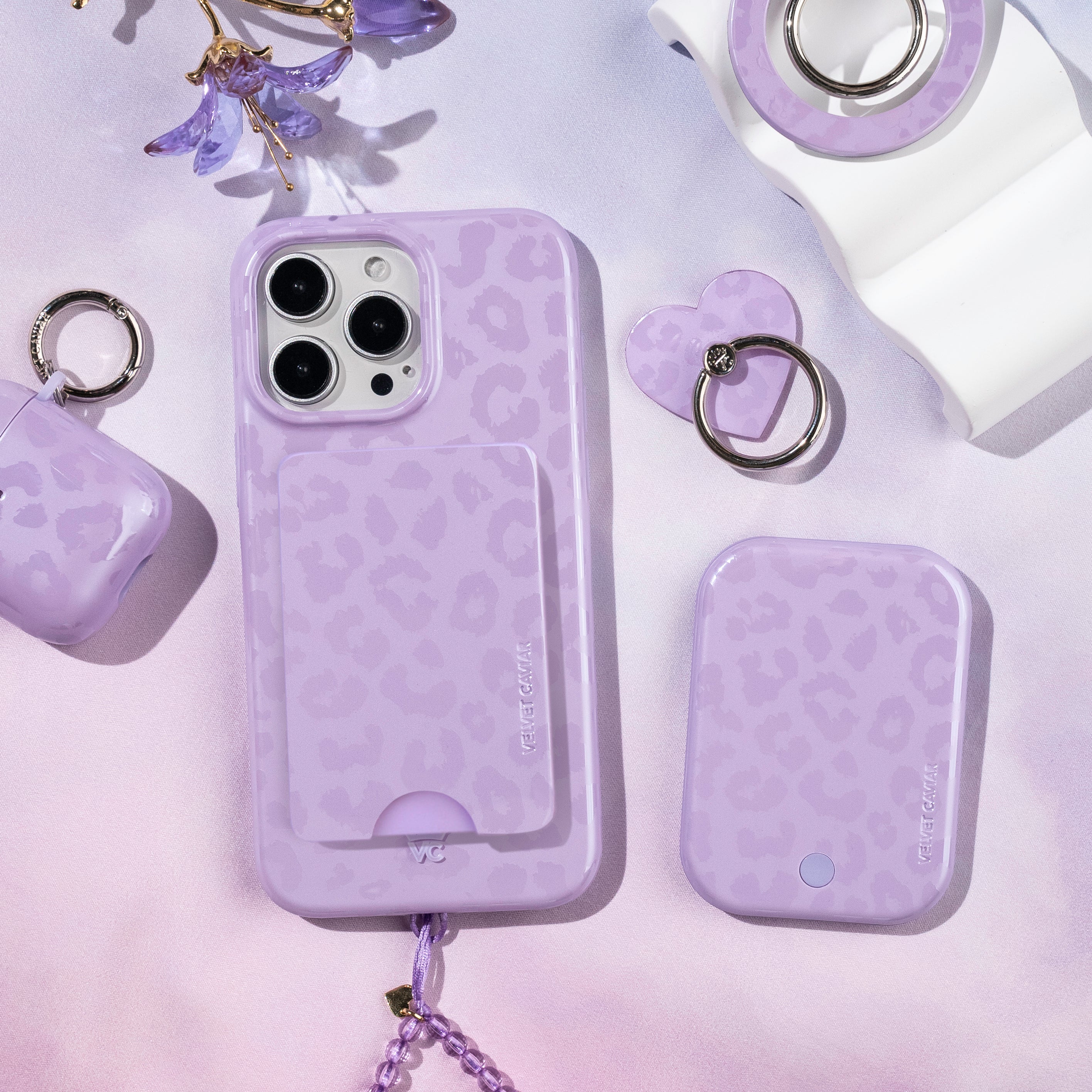 Lilac Leopard MagSafe Battery Power Pack - Image 2