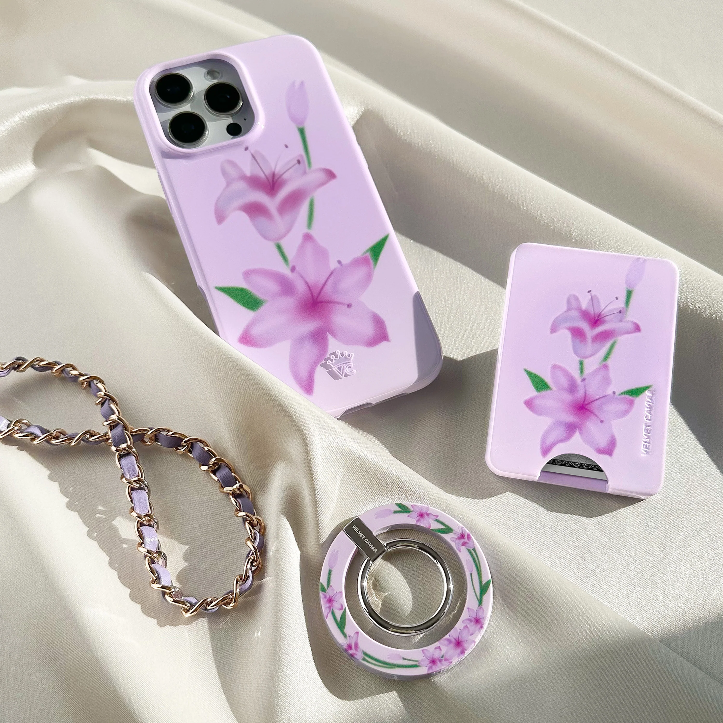 Love Spell Lily Floral MagSafe Wallet - Image 6