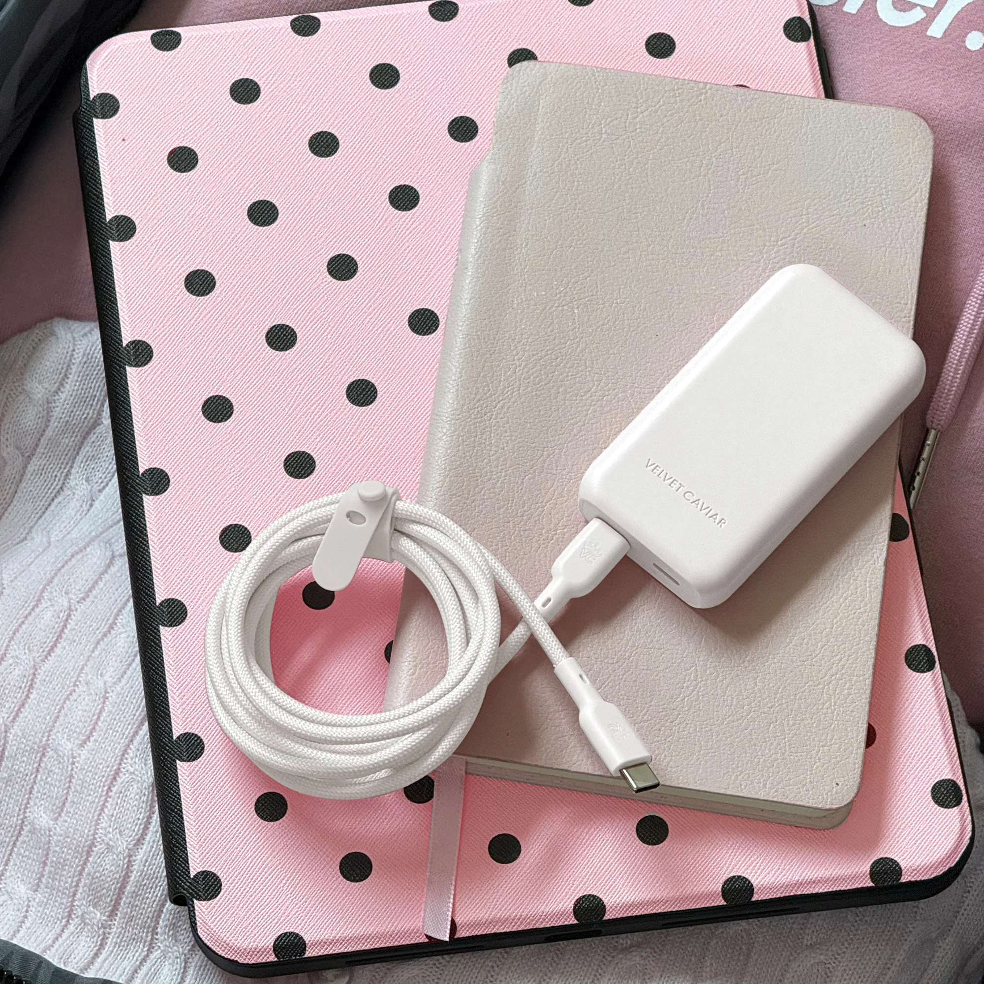 White Fast Charging Set, Dual Port Wall Adapter + 6ft USB-C Cable - Image 8